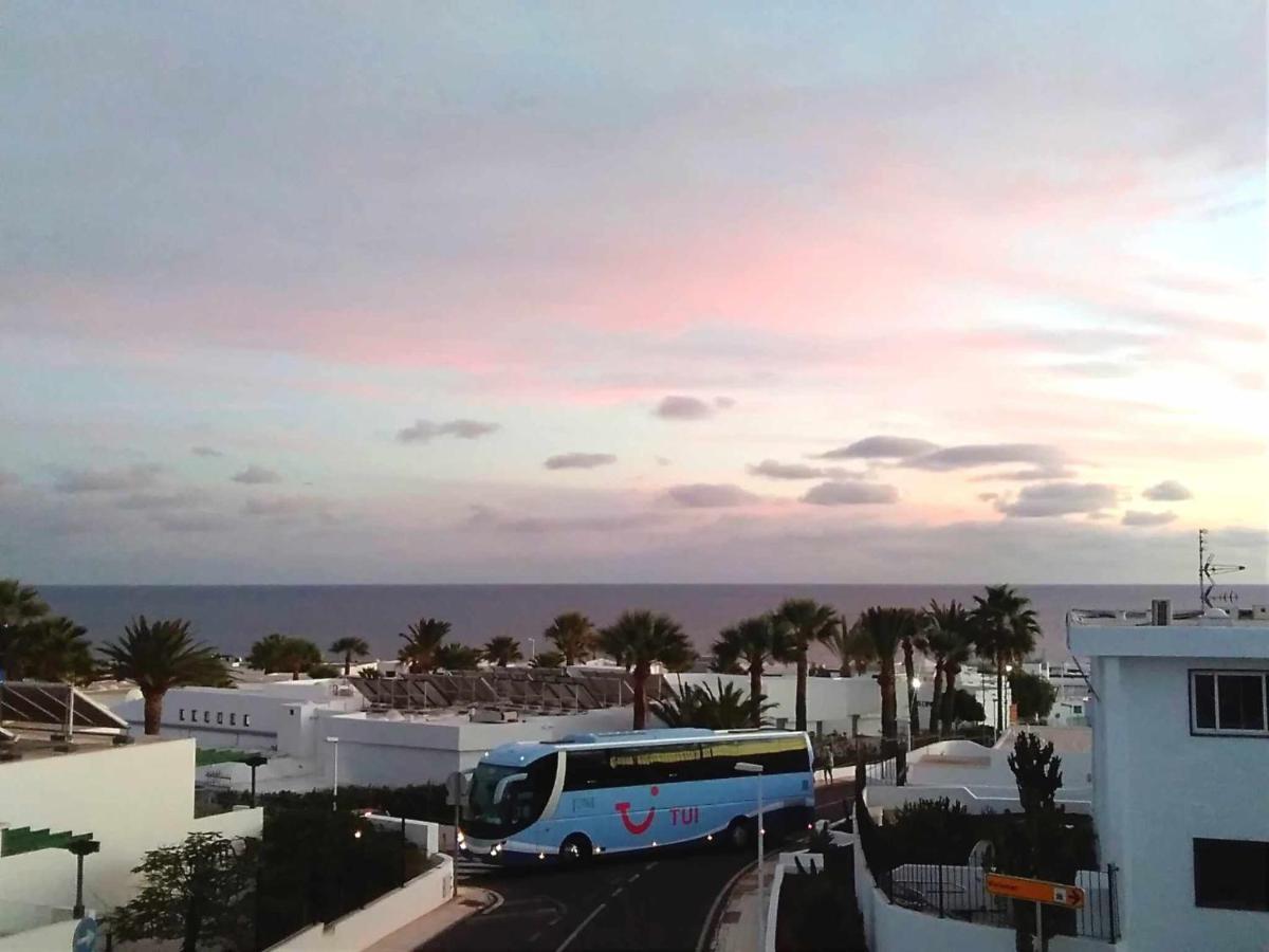 Lovely Apartment Mira With Pool Puerto del Carmen (Lanzarote) Exterior foto