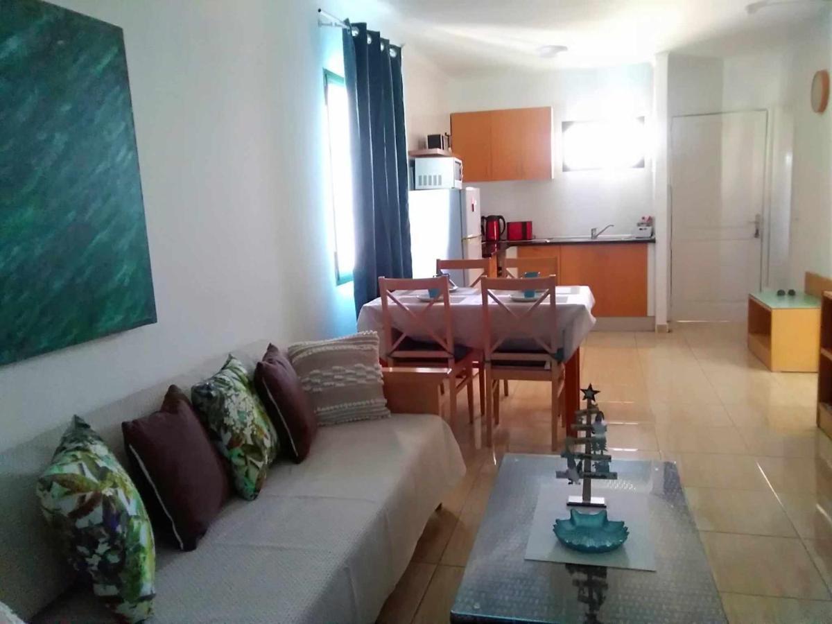 Lovely Apartment Mira With Pool Puerto del Carmen (Lanzarote) Exterior foto