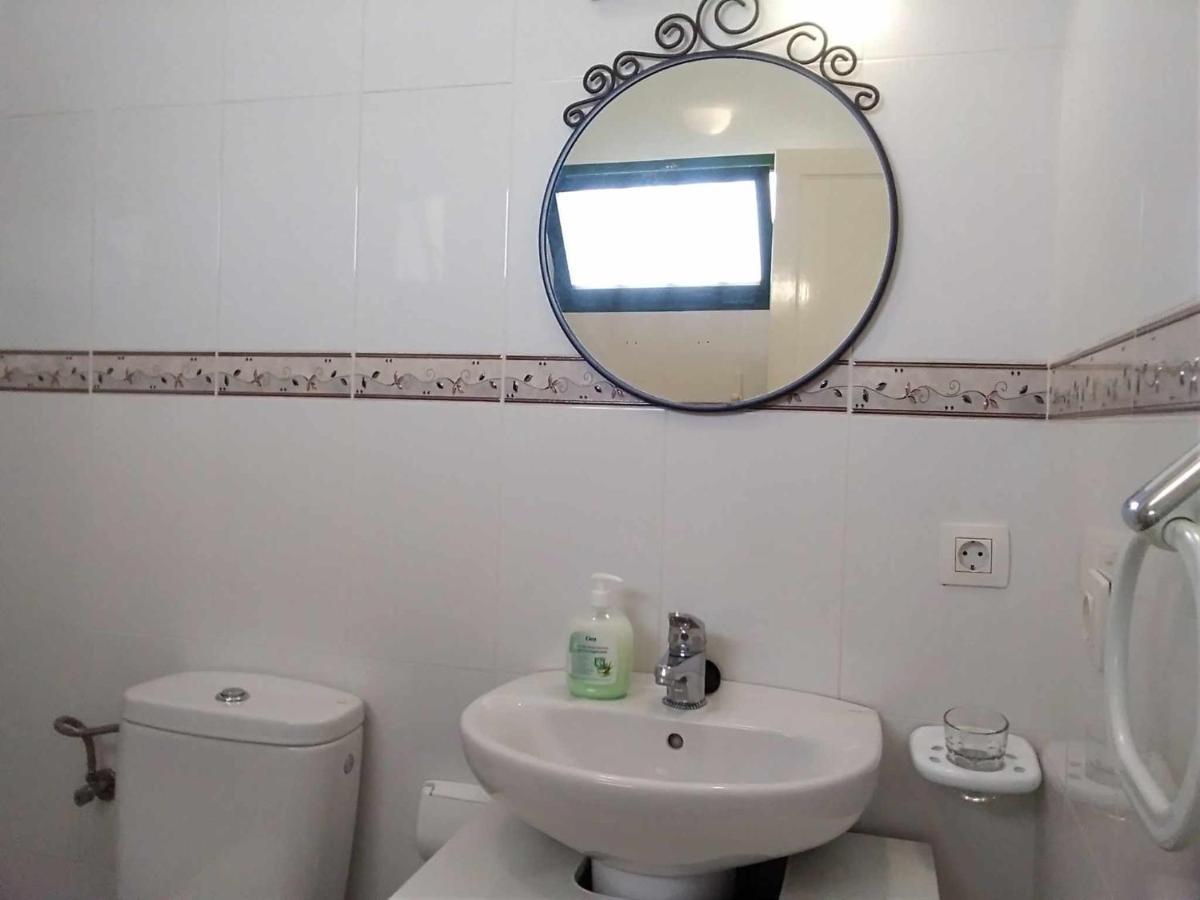 Lovely Apartment Mira With Pool Puerto del Carmen (Lanzarote) Exterior foto
